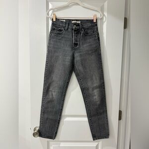 Levi's - Grey Wedgie Jeans